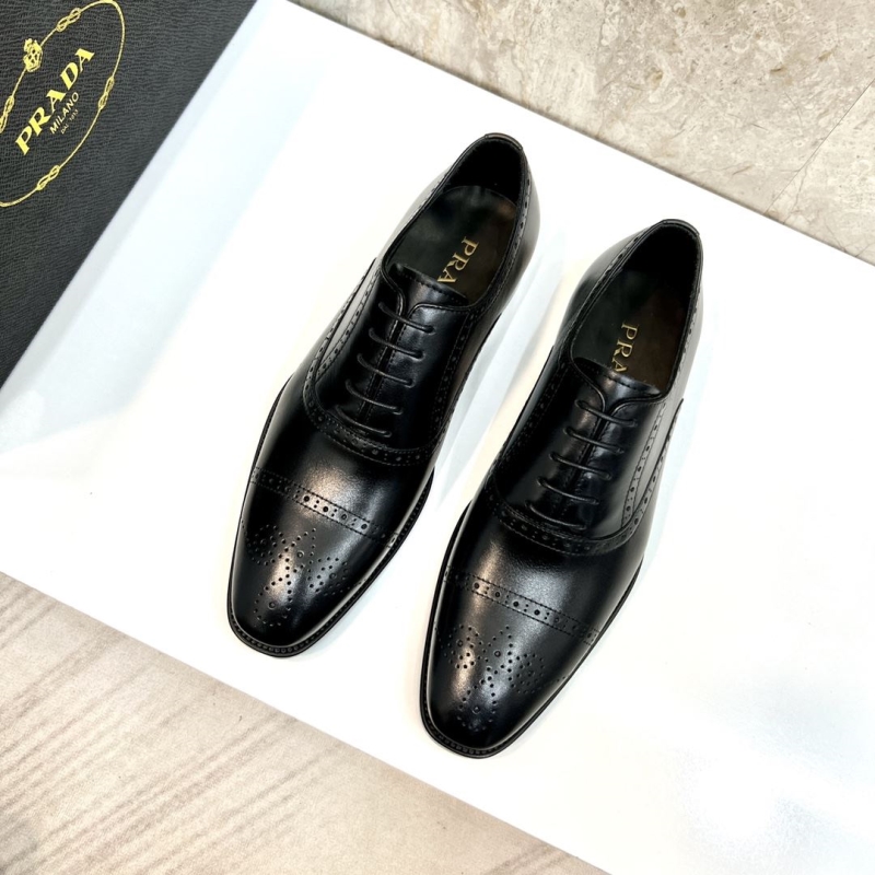 Pra*a leather shoes